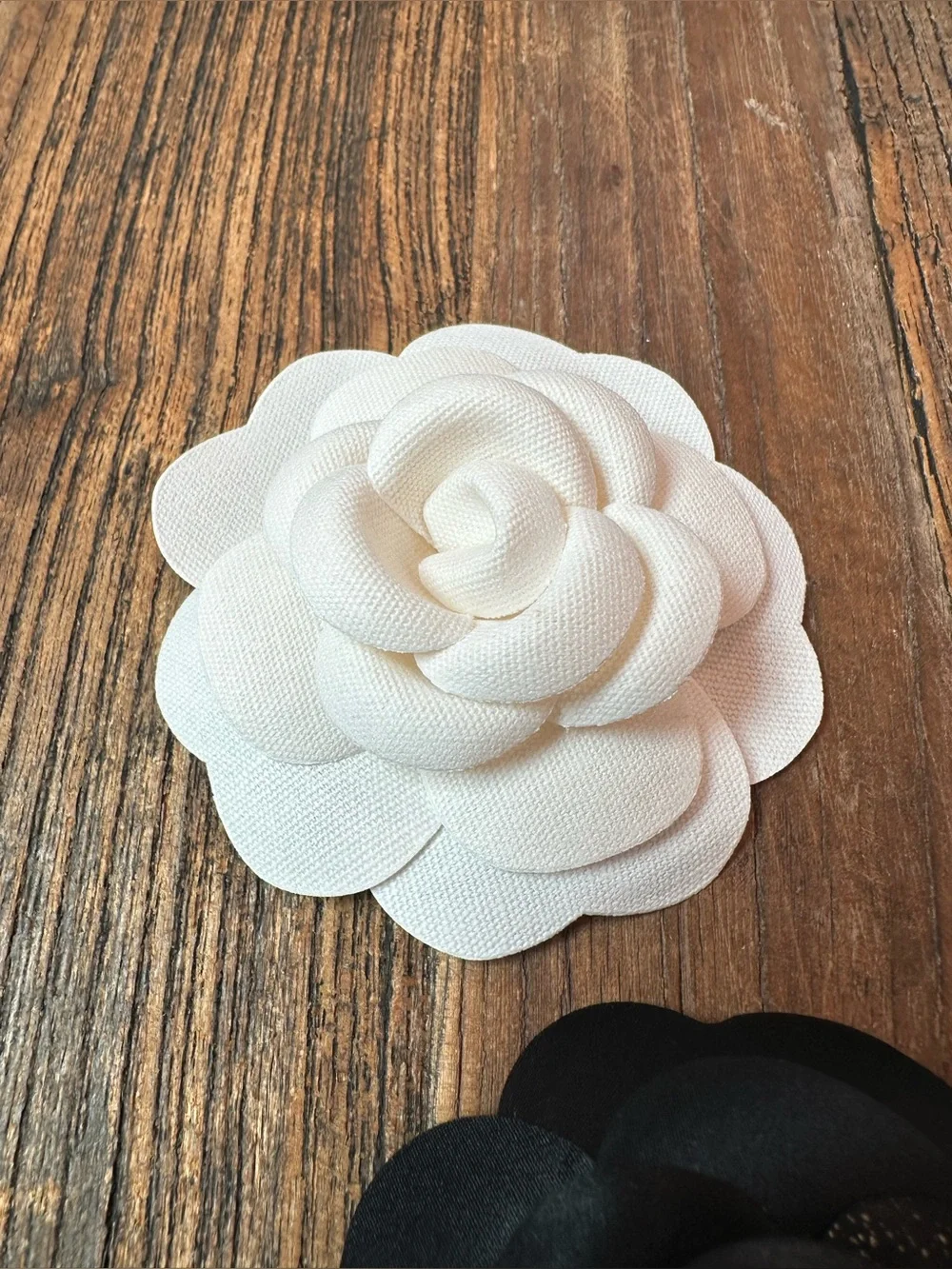 CHANEL classic camellia